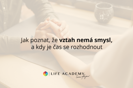 Naučte se rozpoznat nefunkční vztah, nesoulad s partnerem nebo vztah bez lásky. Praktické tipy od Life Academy, jak se rozhodnout a najít cestu ke štěstí.
